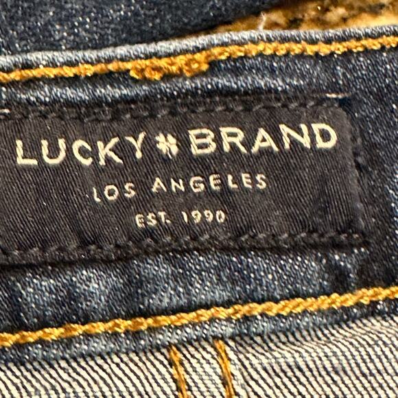 Lucky Brand Mens 363 Vintage Jeans in a Size 38 x 29 - Picture 4 of 8